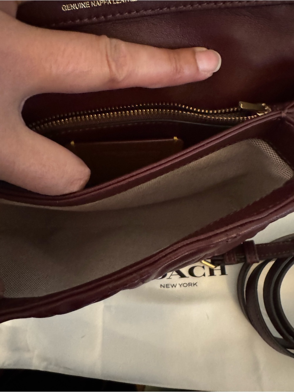 Coach Times Square Tabby in Merlot CW629 - Picture 4 of 9
